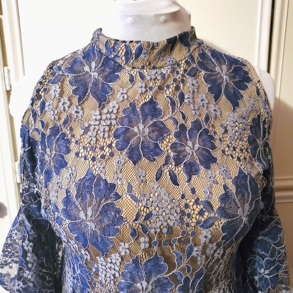 Venus Navy Lace Cold Shoulder Dress - Picture 6 of 11